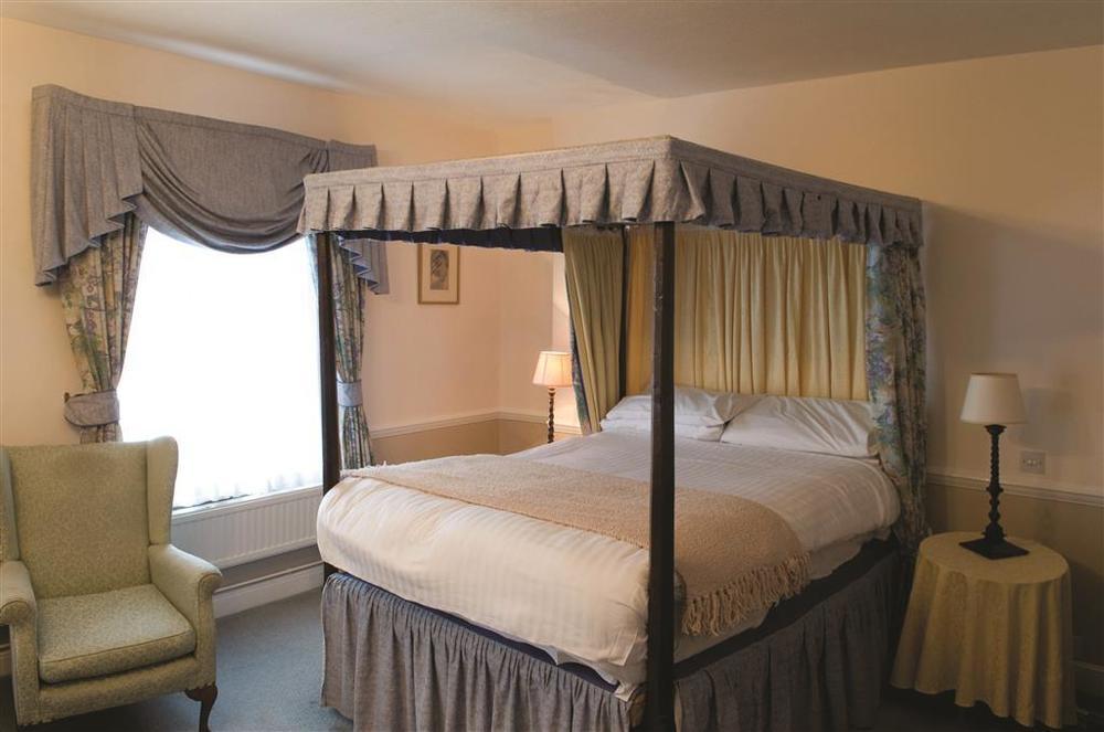 The Three Swans Hotel, Market Harborough, Leicestershire Room photo